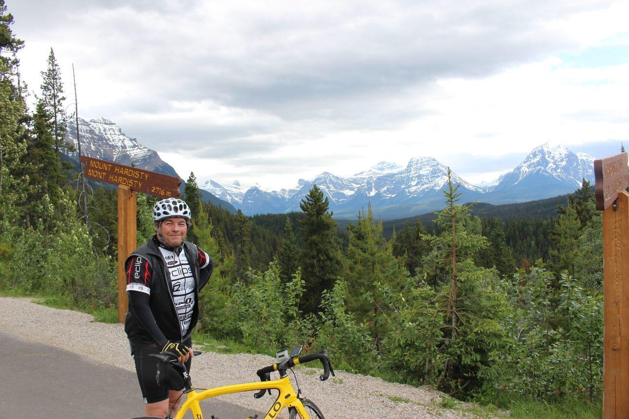 A rider at a viewpoint above the Whirlpool Valley