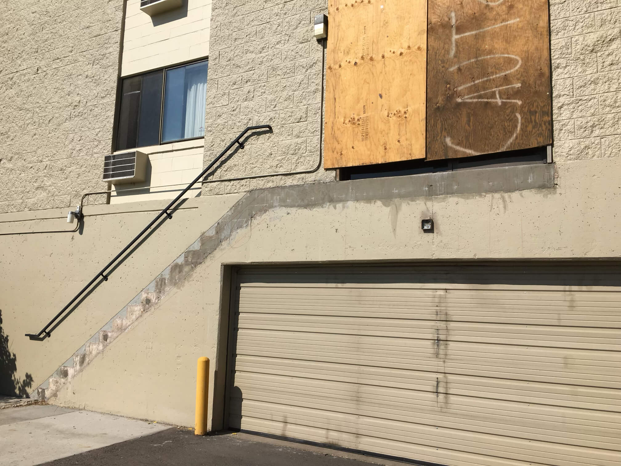 Concrete stairway before restoration